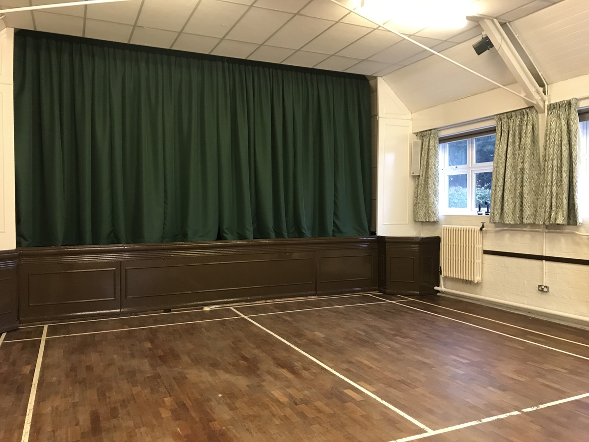 Capel Memorial Hall Curtains